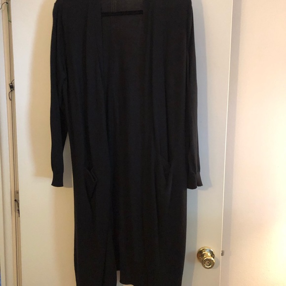 Old Navy Super Long Open Front Plus Size Sweater - Picture 2 of 7